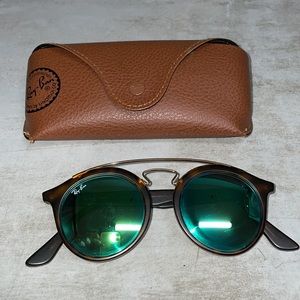 Mirrored Gatsby Raybans